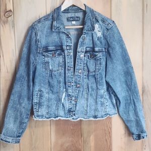 Maurices Distressed Blue Jean Jacket Size 1